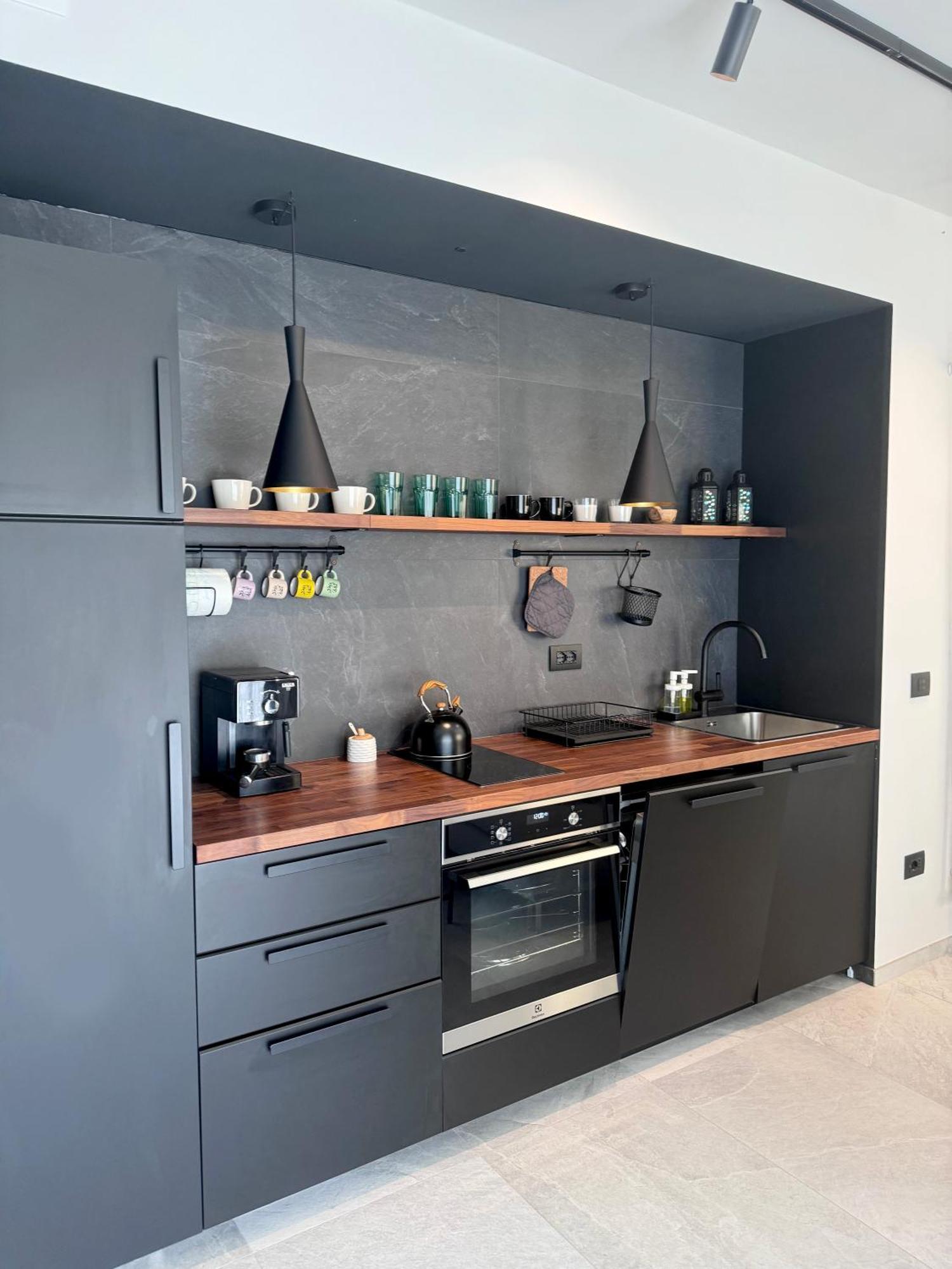 New Apartment In Historical Center Near Lake Riva del Garda Buitenkant foto
